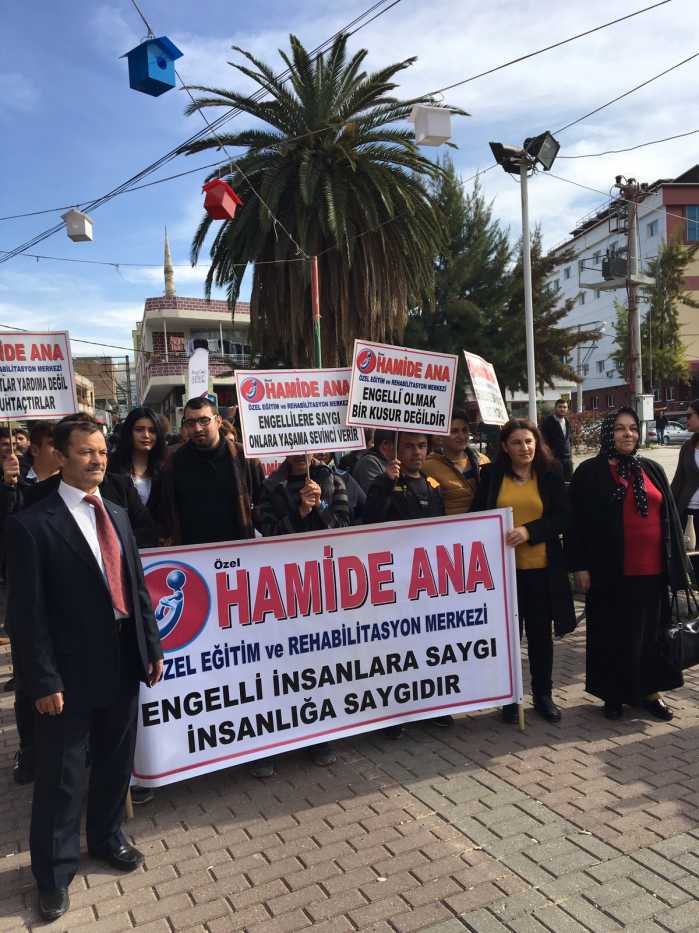 Farkındalık Yürüyüşü